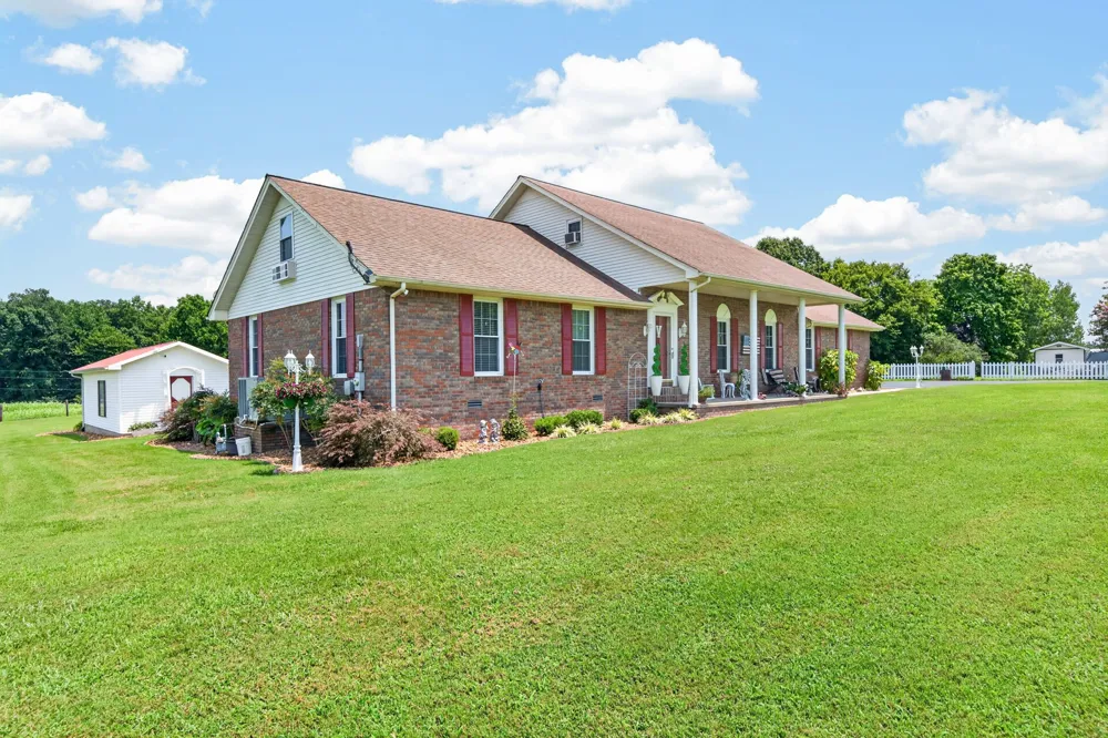 516 Gamaliel Rd Red Boiling Springs, TN 37150