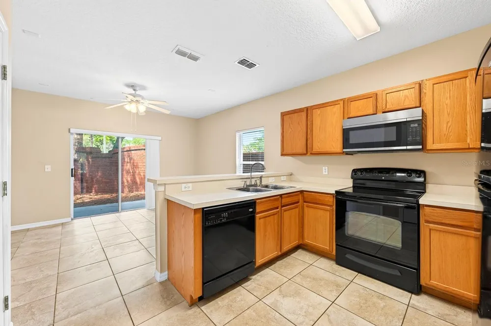 102 WILTON CIRCLE Sanford, FL 32773