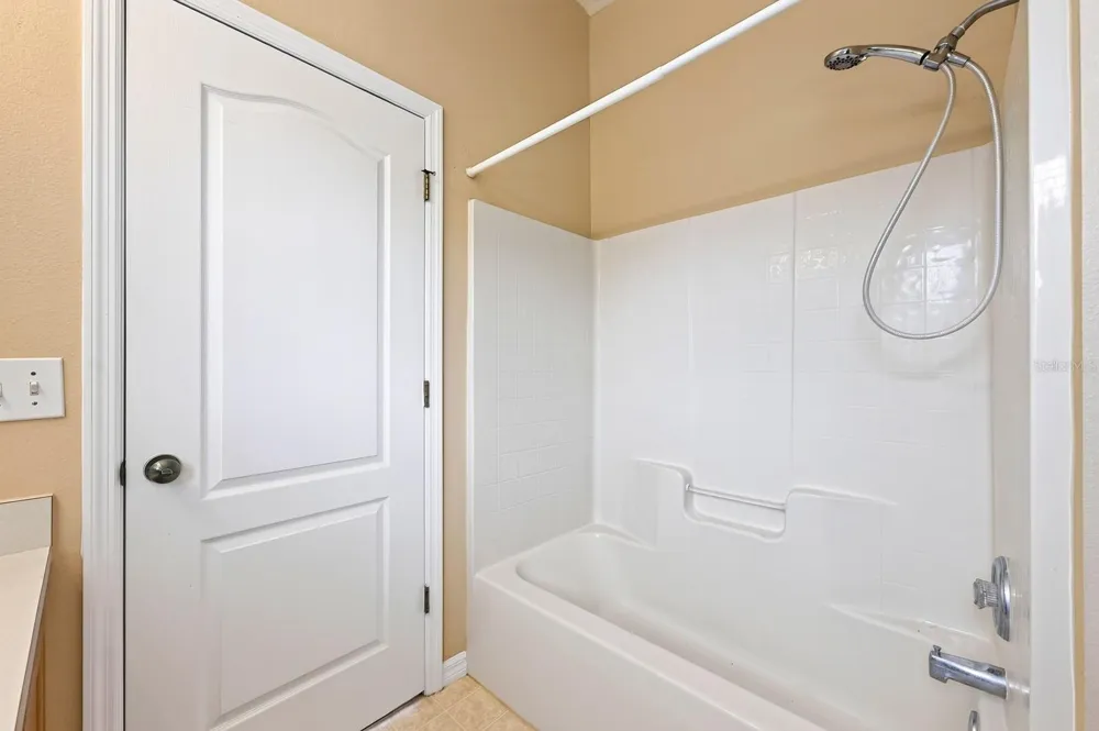 102 WILTON CIRCLE Sanford, FL 32773