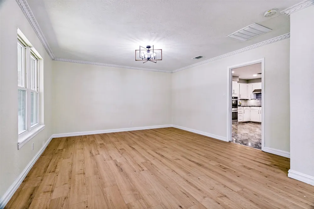4601 Holiday Lane E North Richland Hills, TX 76180