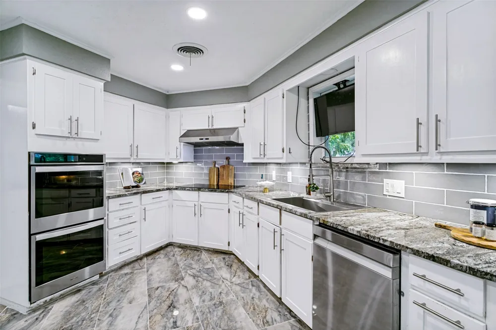 4601 Holiday Lane E North Richland Hills, TX 76180