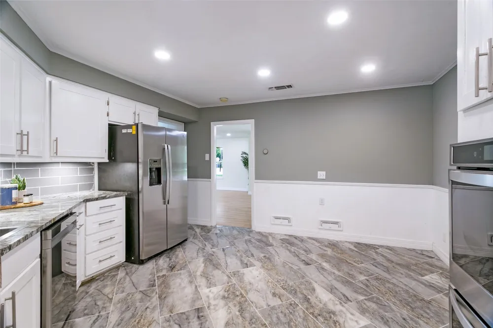 4601 Holiday Lane E North Richland Hills, TX 76180