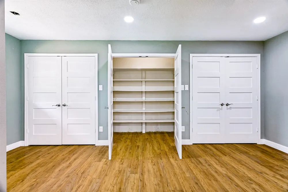 4601 Holiday Lane E North Richland Hills, TX 76180