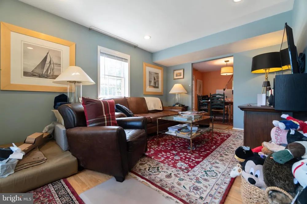 4852 BRADLEY BOULEVARD #224 Chevy Chase, MD 20815
