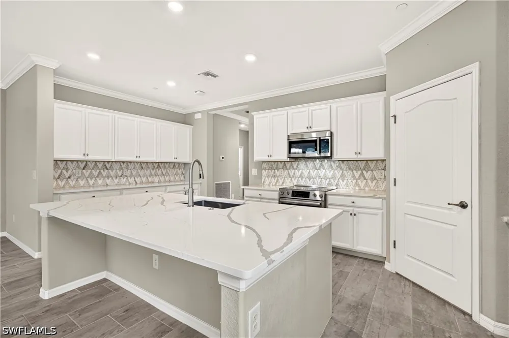 Bonita Landing Circle Bonita Springs, FL 34135