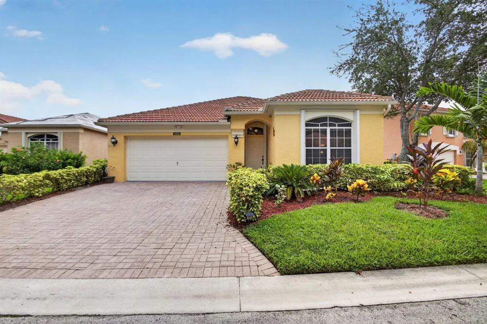 8058 Via Hacienda Riviera Beach, FL 33418