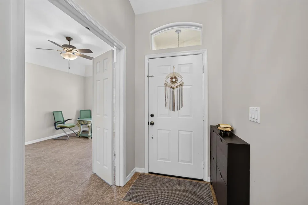 8058 Via Hacienda Riviera Beach, FL 33418