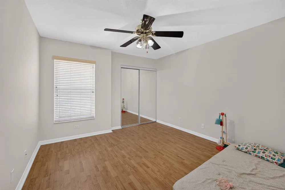 8058 Via Hacienda Riviera Beach, FL 33418