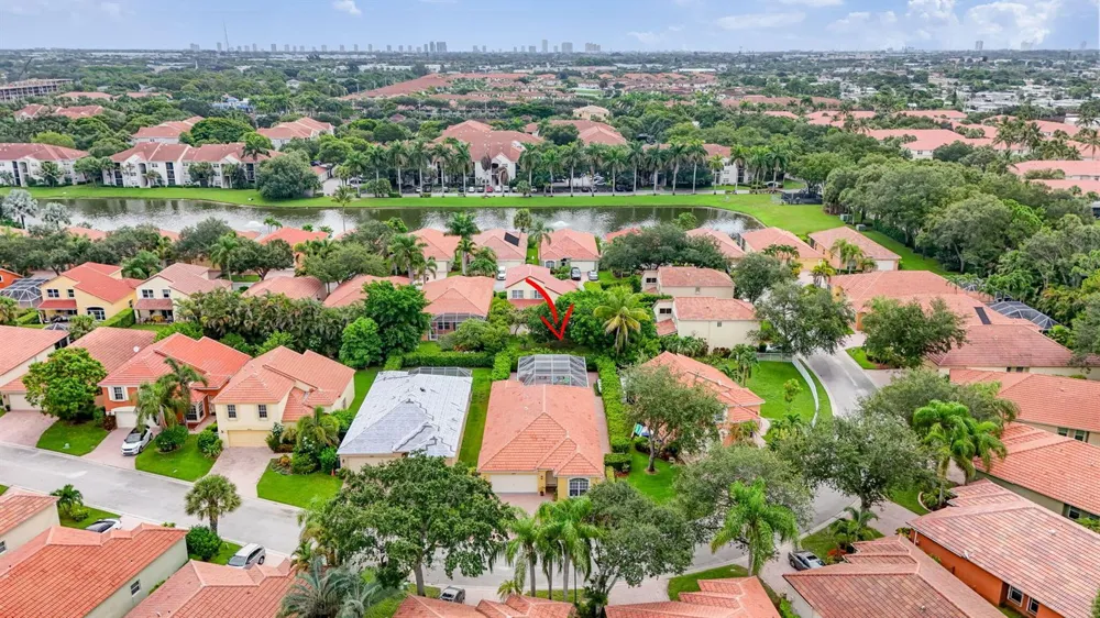 8058 Via Hacienda Riviera Beach, FL 33418