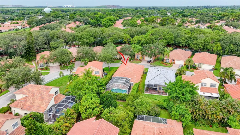 8058 Via Hacienda Riviera Beach, FL 33418