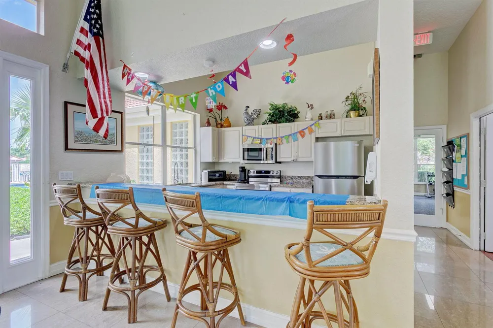 8058 Via Hacienda Riviera Beach, FL 33418