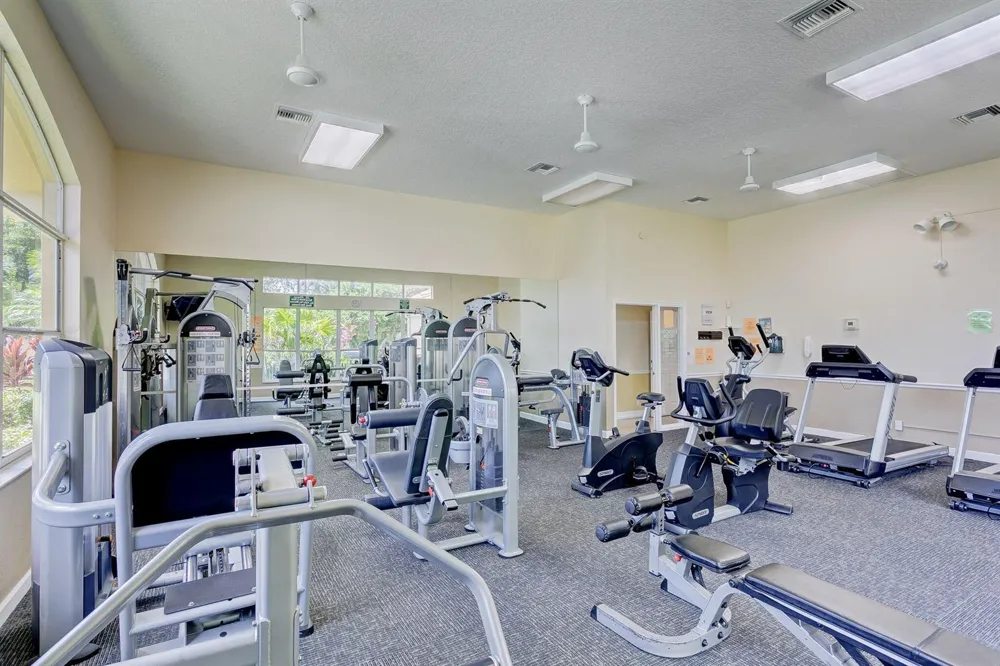 8058 Via Hacienda Riviera Beach, FL 33418