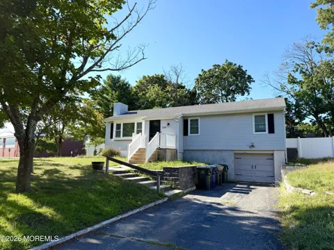 559 Dow Avenue
