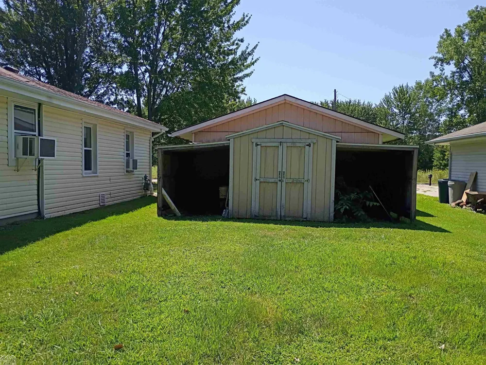 206 Degurse Avenue Marine City City, MI 48039