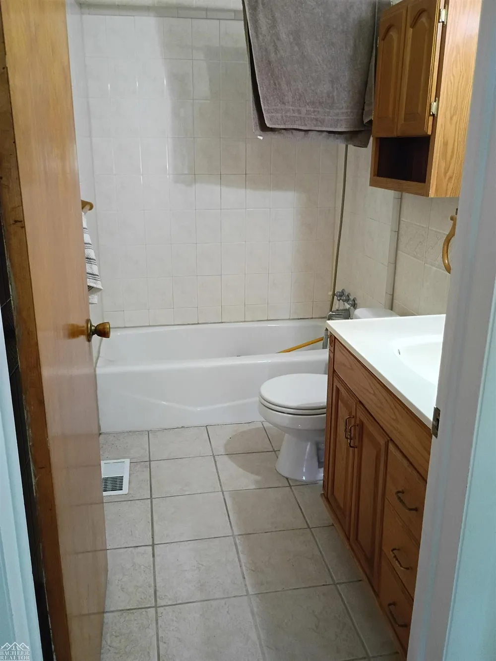 206 Degurse Avenue Marine City City, MI 48039