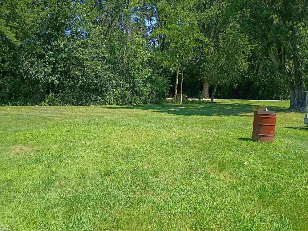 206 Degurse Avenue Marine City City, MI 48039
