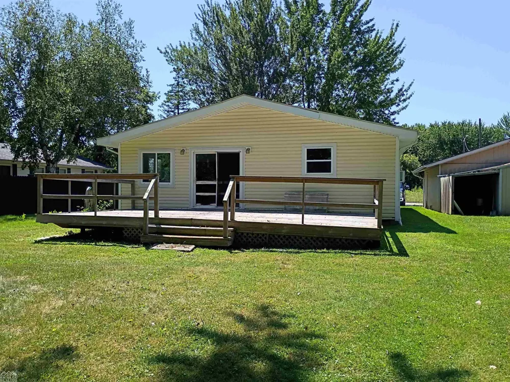 206 Degurse Avenue Marine City City, MI 48039