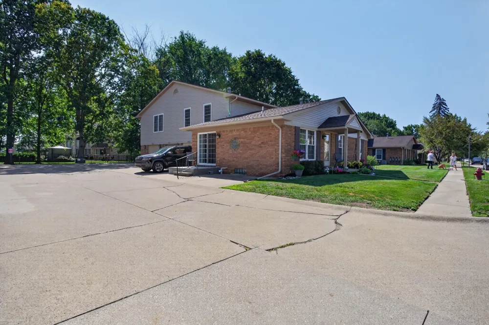 68260 Rosewood Lane Richmond City, MI 48062