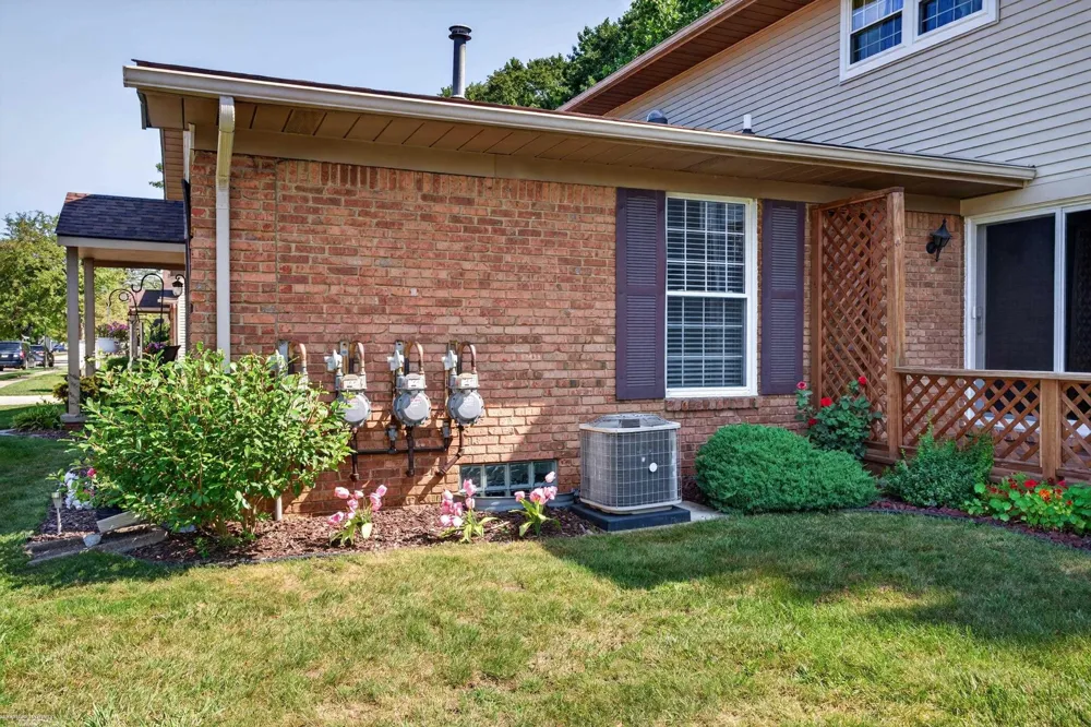 68260 Rosewood Lane Richmond City, MI 48062