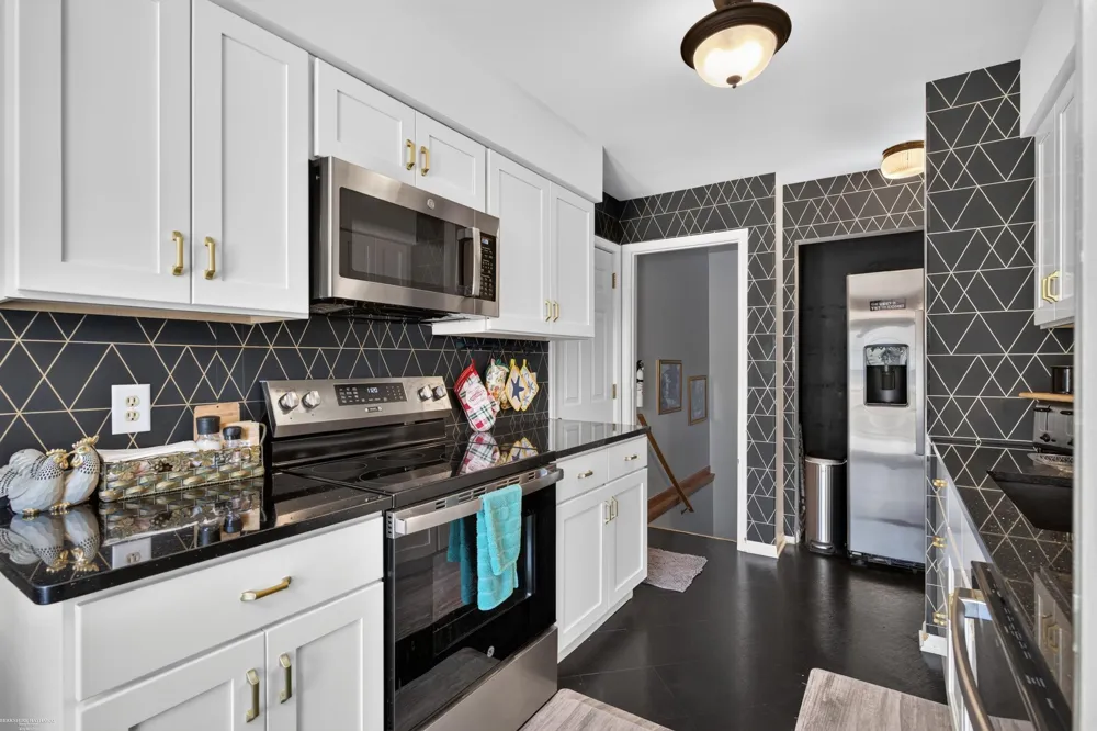 68260 Rosewood Lane Richmond City, MI 48062