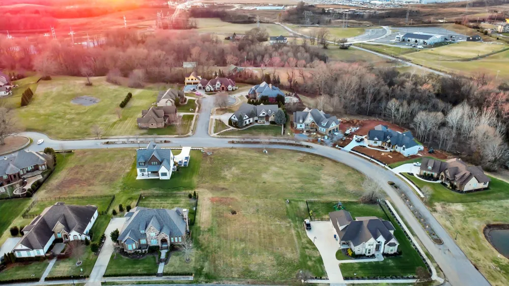 2569 Stone Manor Way Clarksville, TN 37043