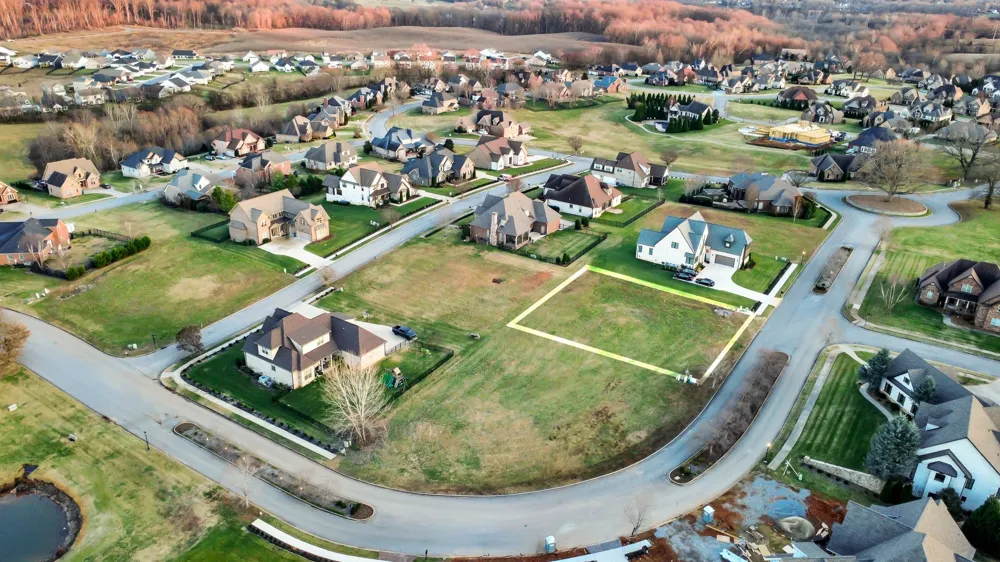2569 Stone Manor Way Clarksville, TN 37043