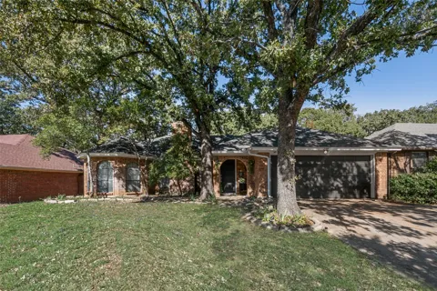 2111 Turf Club Drive