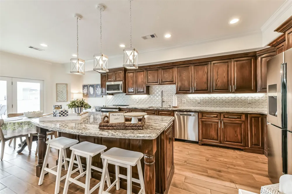 429 Jeanie Lynne Circle Tiki Island, TX 77554