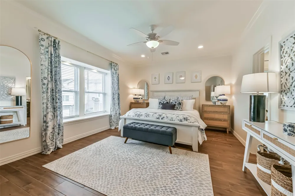 429 Jeanie Lynne Circle Tiki Island, TX 77554