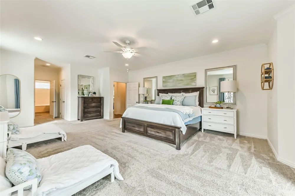 429 Jeanie Lynne Circle Tiki Island, TX 77554