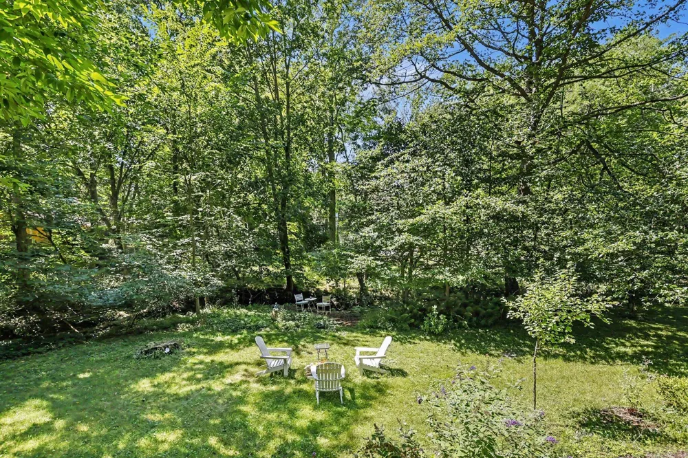 6650 Pine Lane Sawyer, MI 49125