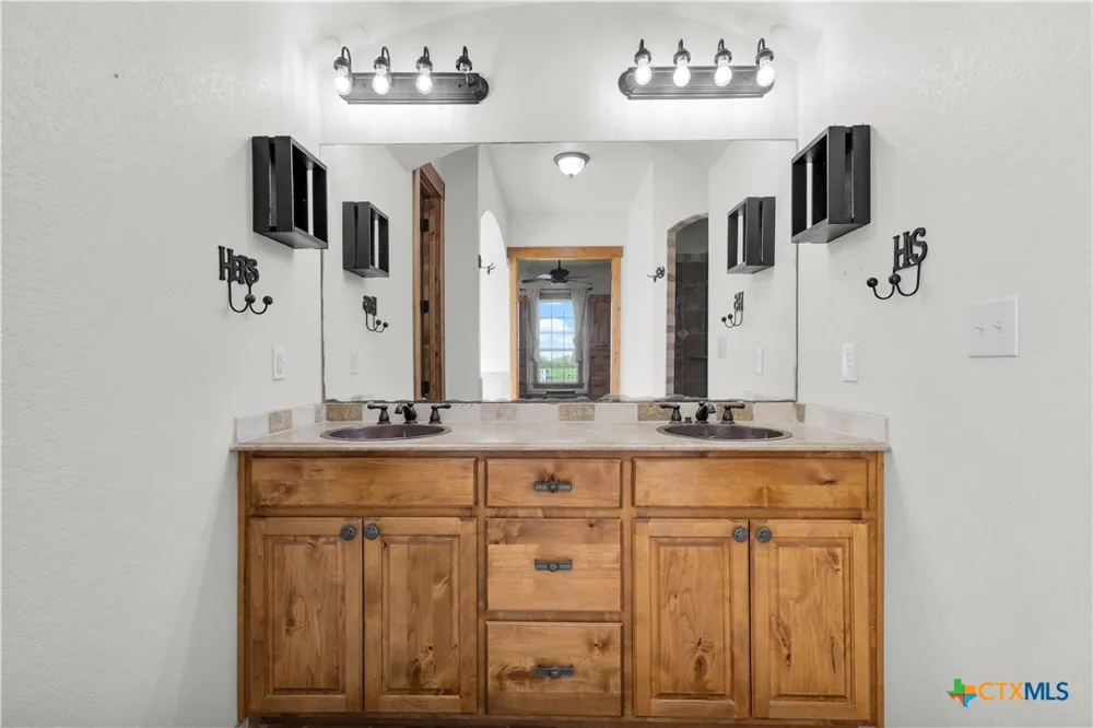 12491 Madison Lane Justin, TX 76247