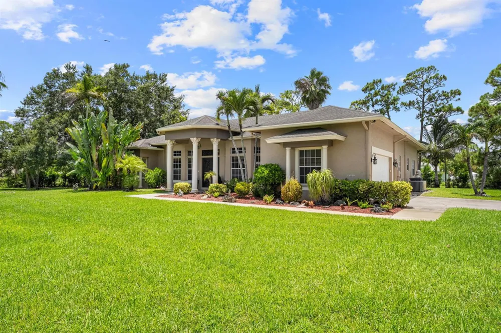 14042 88th Place Loxahatchee, FL 33470