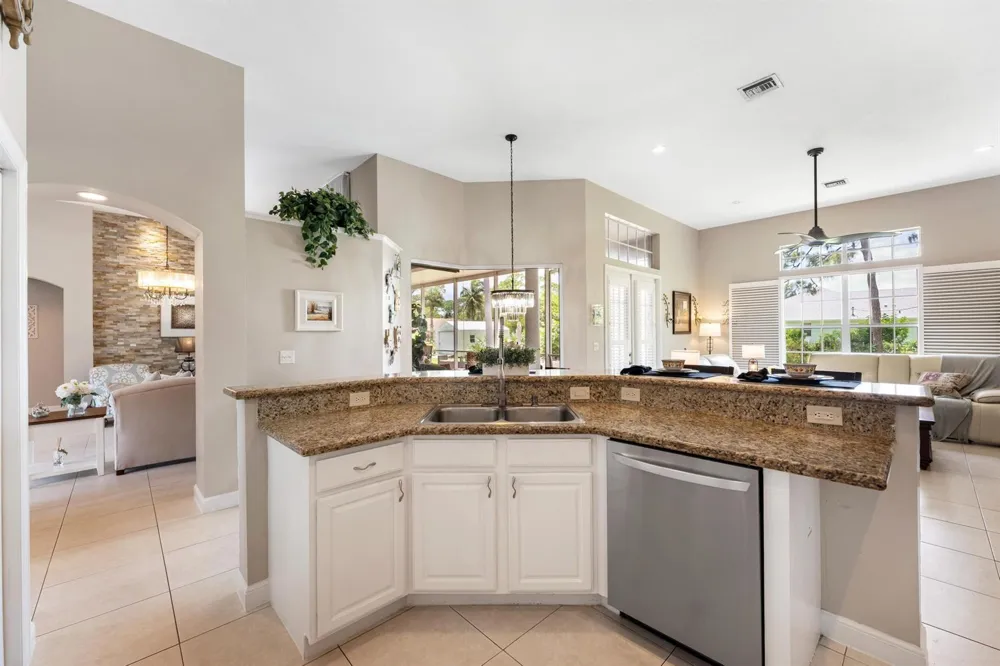 14042 88th Place Loxahatchee, FL 33470