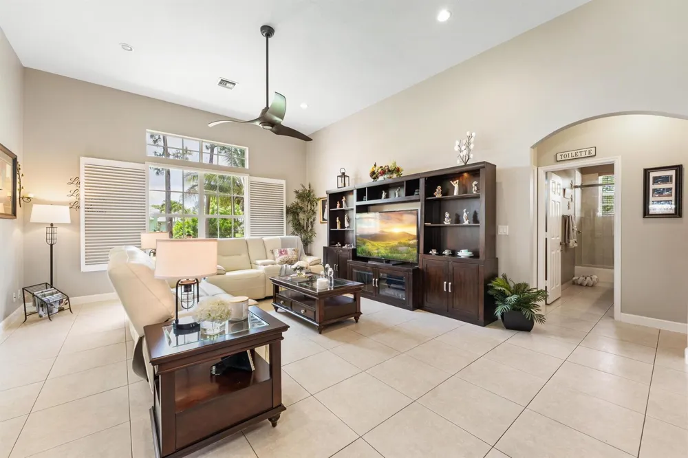 14042 88th Place Loxahatchee, FL 33470