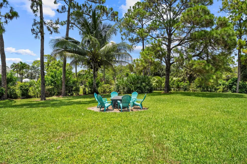 14042 88th Place Loxahatchee, FL 33470