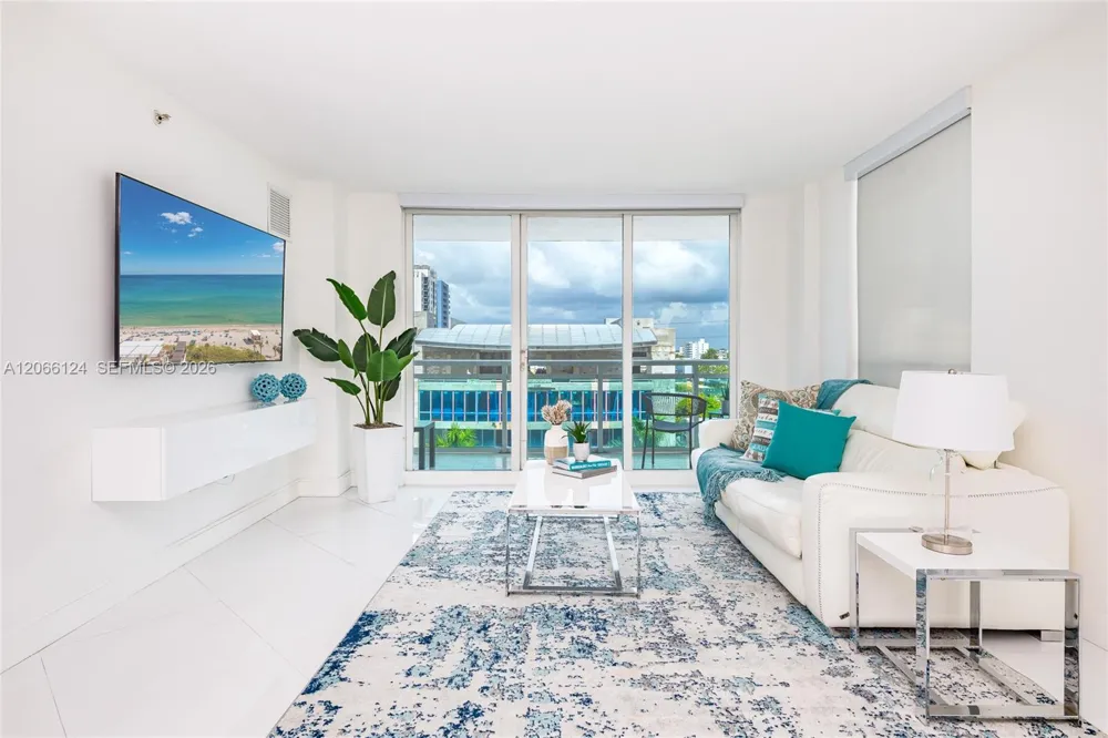 6917 Collins Ave #720 Miami Beach, FL 33141