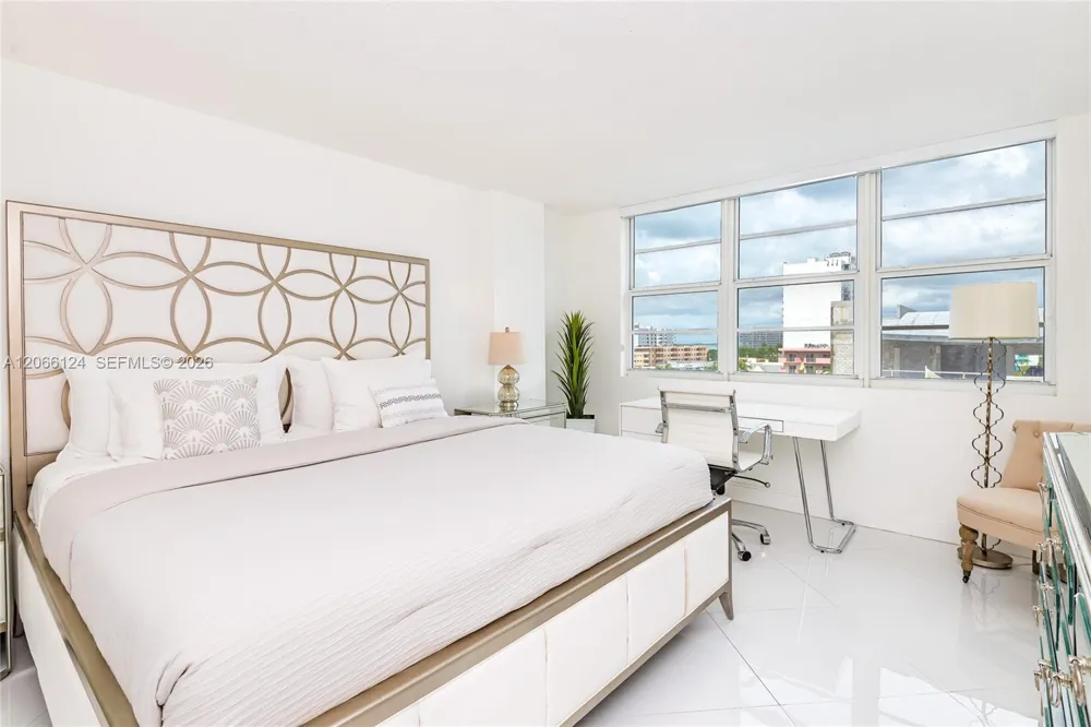 6917 Collins Ave #720 Miami Beach, FL 33141