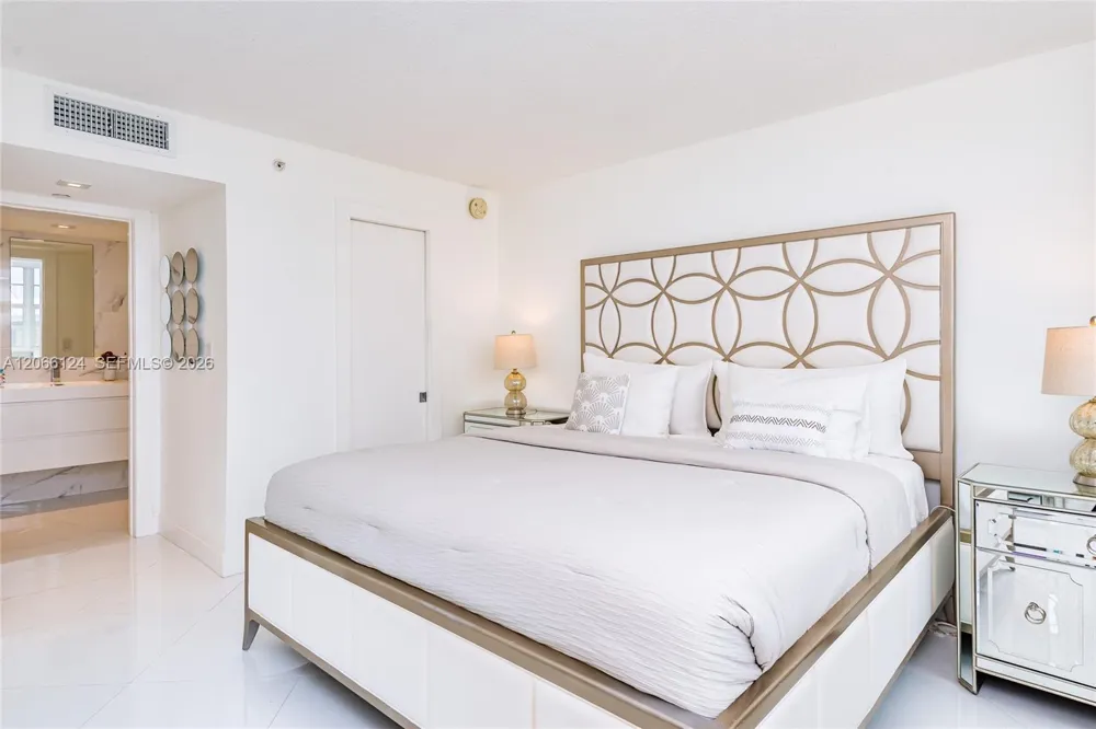 6917 Collins Ave #720 Miami Beach, FL 33141