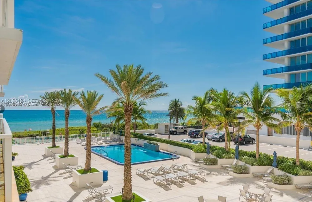 6917 Collins Ave #720 Miami Beach, FL 33141