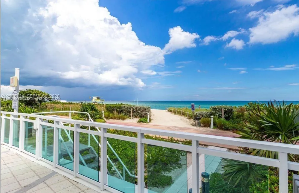6917 Collins Ave #720 Miami Beach, FL 33141