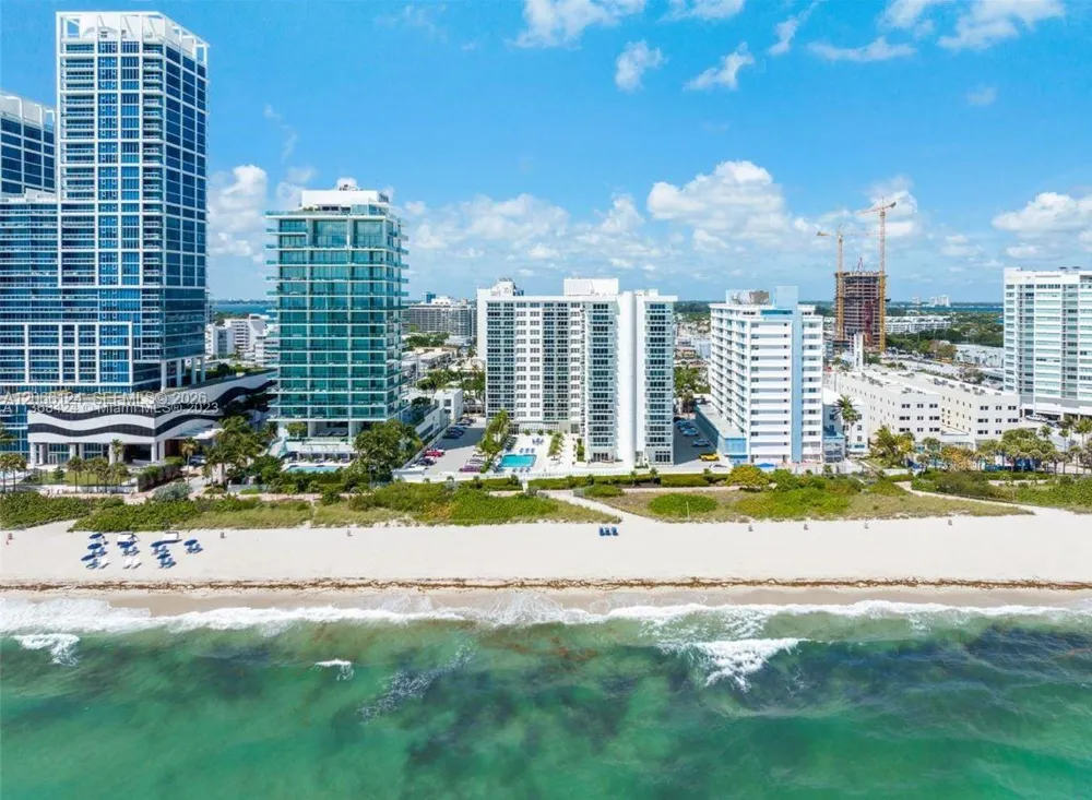 6917 Collins Ave #720 Miami Beach, FL 33141