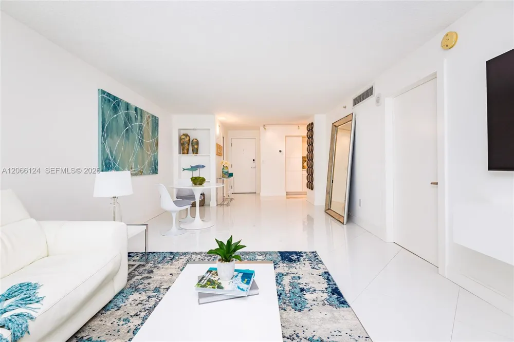 6917 Collins Ave #720 Miami Beach, FL 33141