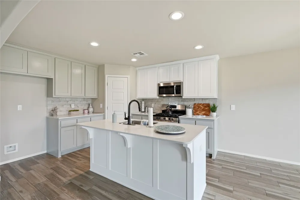 6700 S 20th Place Broken Arrow, OK 74011