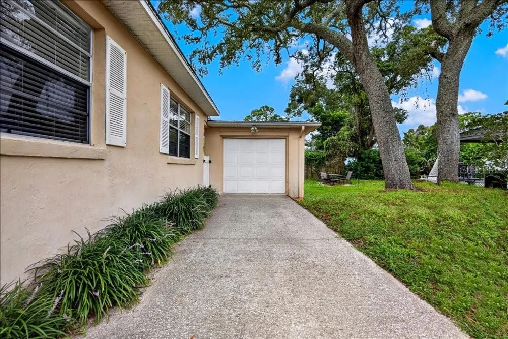 404 PINE ROAD Ormond Beach, FL 32176