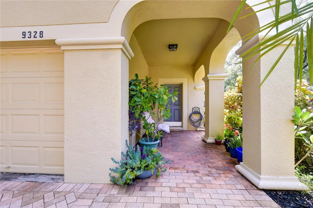 9328 STONE RIVER PLACE Riverview, FL 33578