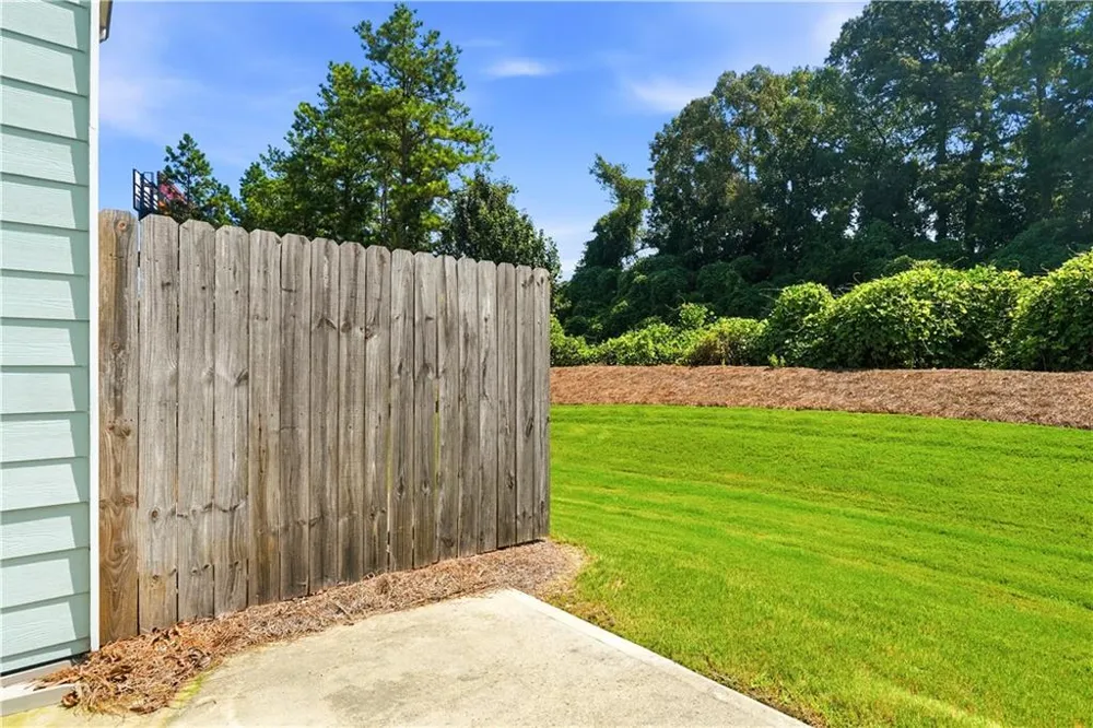 1052 Paddington Drive Cartersville, GA 30120