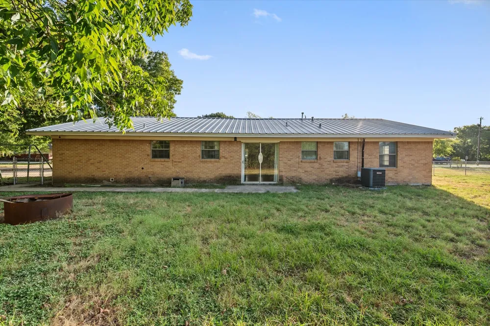 204 Fulton Street Rice, TX 75155