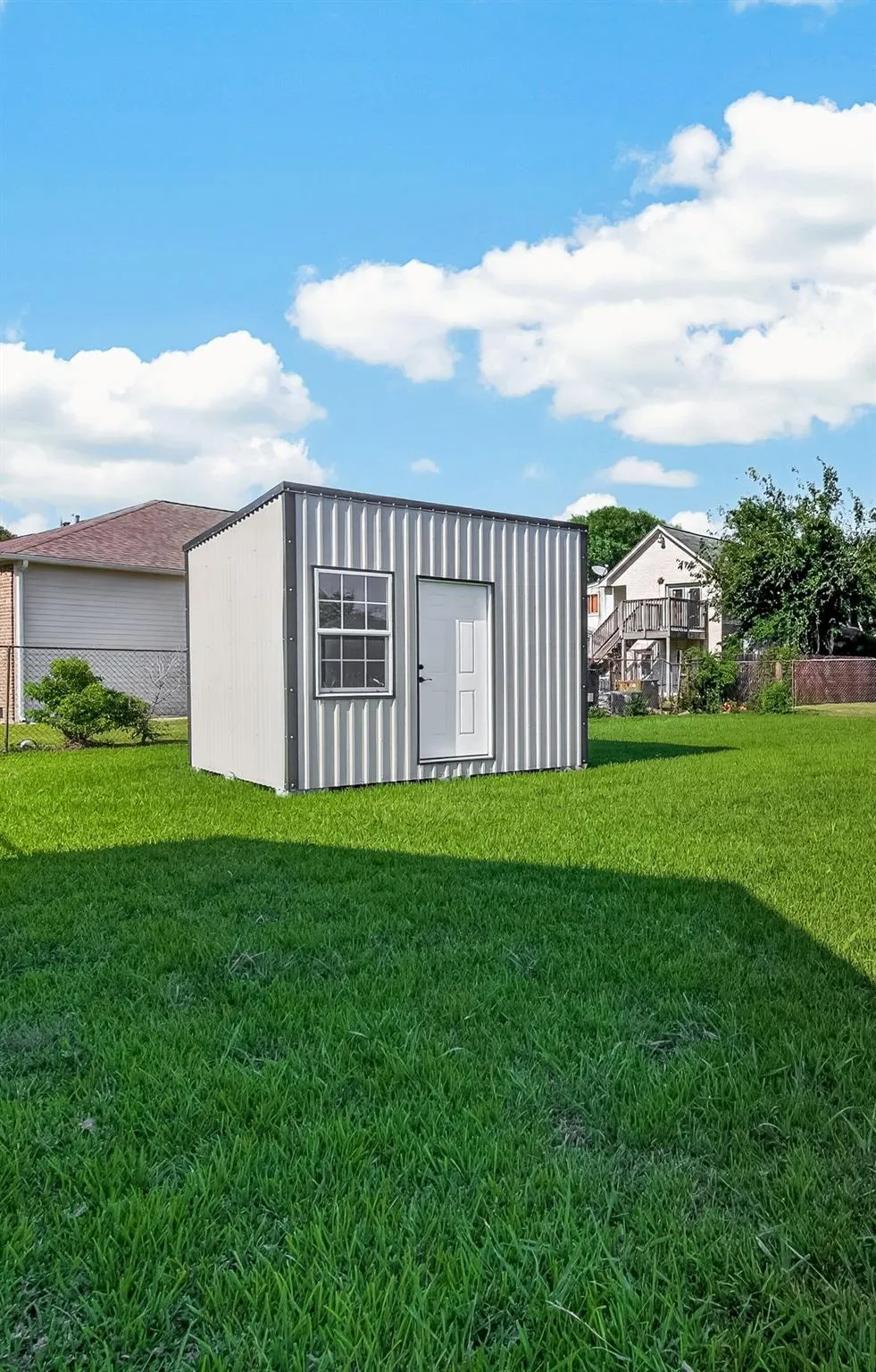 7502 Nightingale Circle Texas City, TX 77591