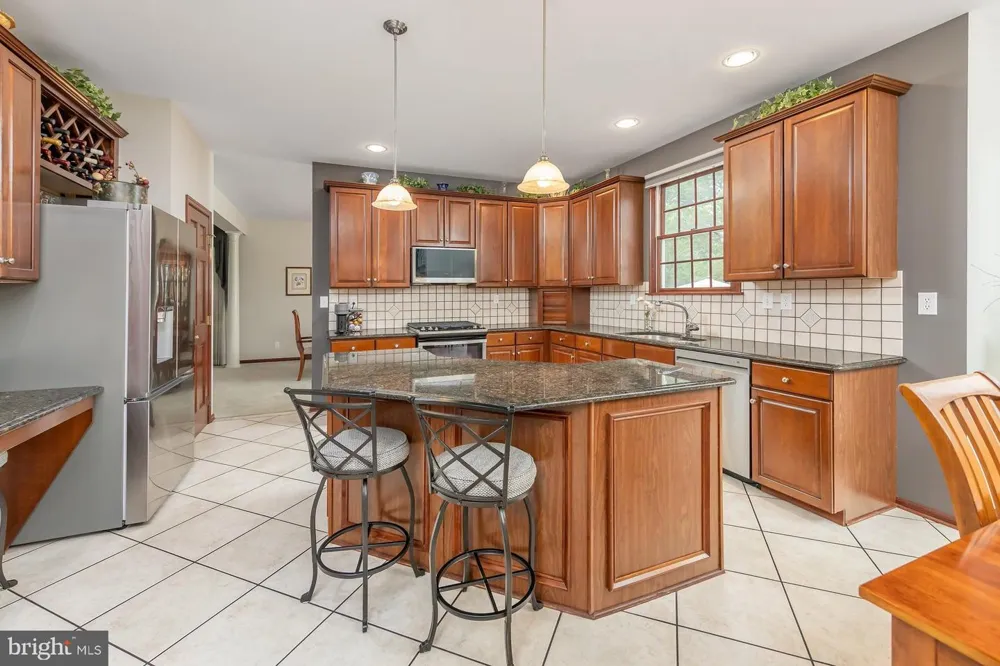 11 TURTLE CREEK DRIVE Mullica Hill, NJ 08062